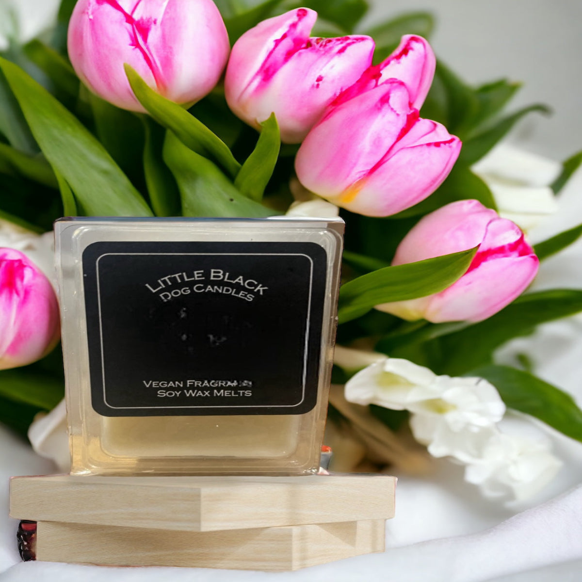 Pink Tulips and White Jasmine fragranced soy wax melts